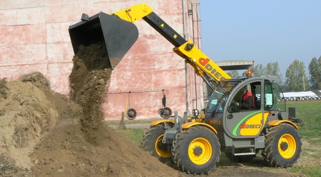 Dieci Agri Plus teleskopiniai krautuvai