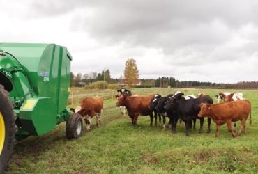 Savikrovis prikabinamas ritinių smulkintuvas AGRONIC 250 TS