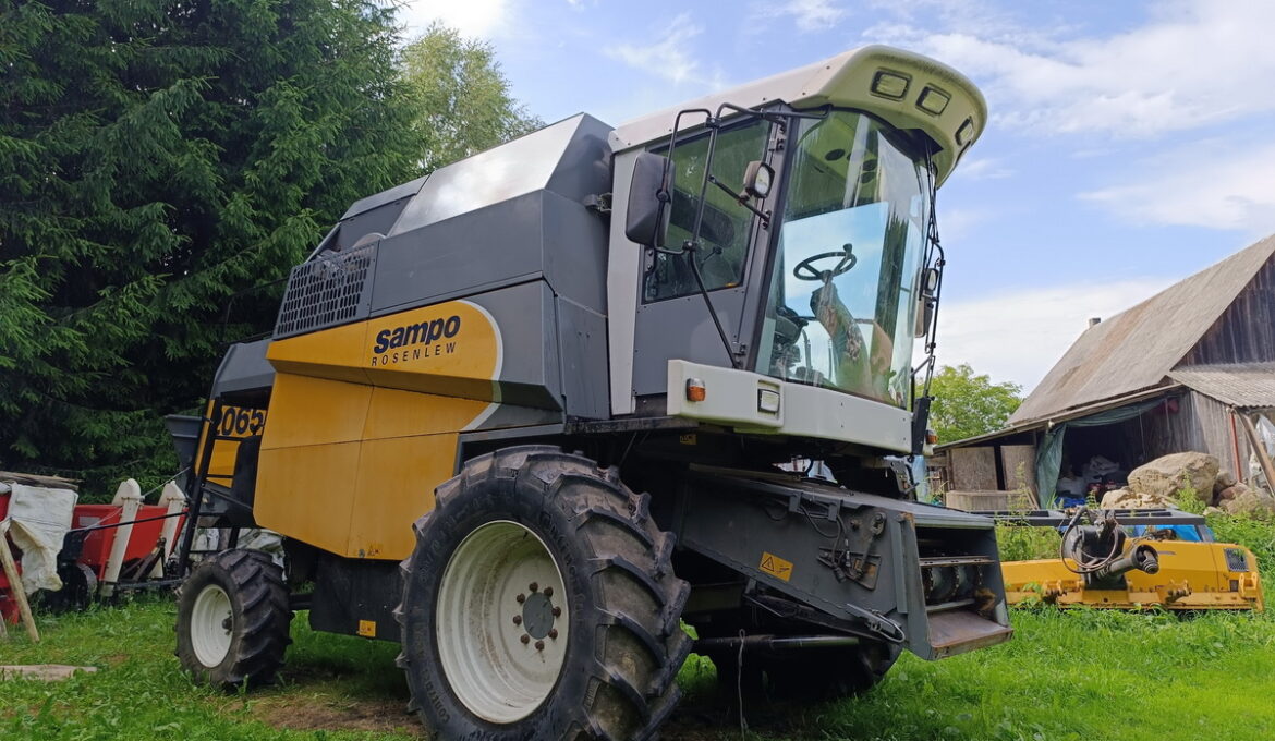 Kombainas Sampo Rosenlew SR 2065