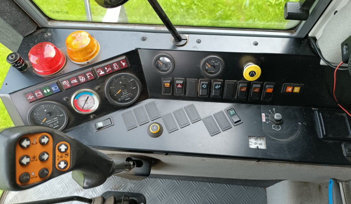 Kombainas Sampo Rosenlew SR 2065